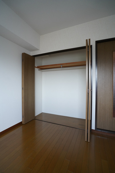 収納　同じ建物の別なお部屋