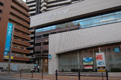 銀行　福岡銀行古賀支店（銀行）まで307m