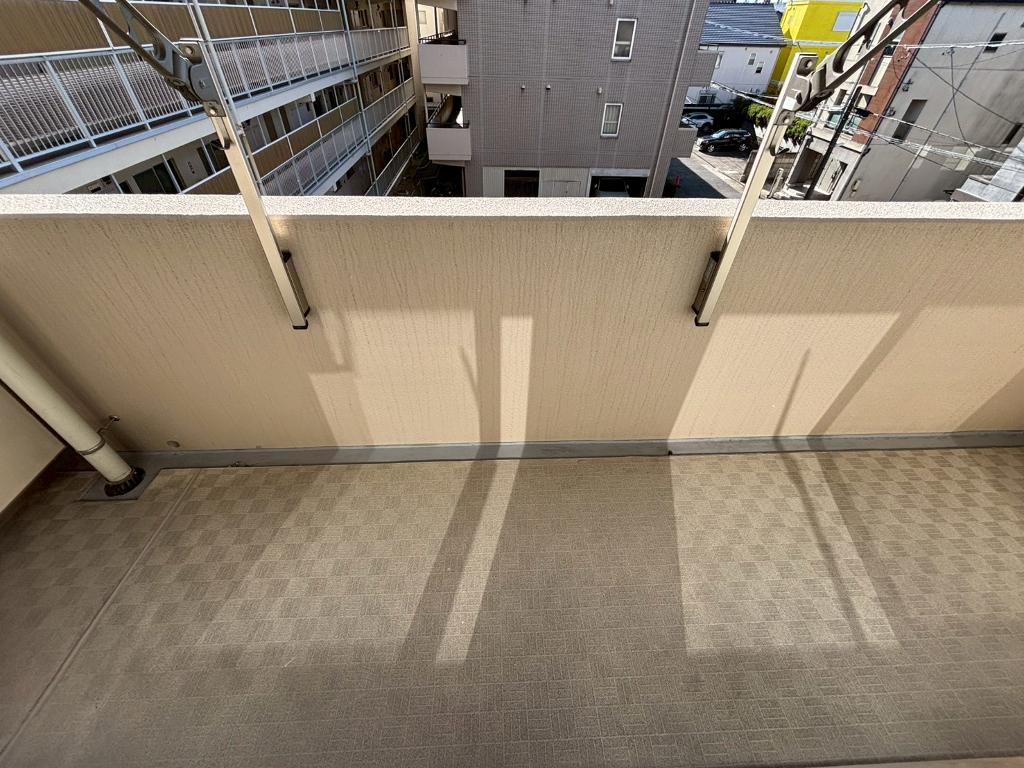 バルコニー　メナー浄心II