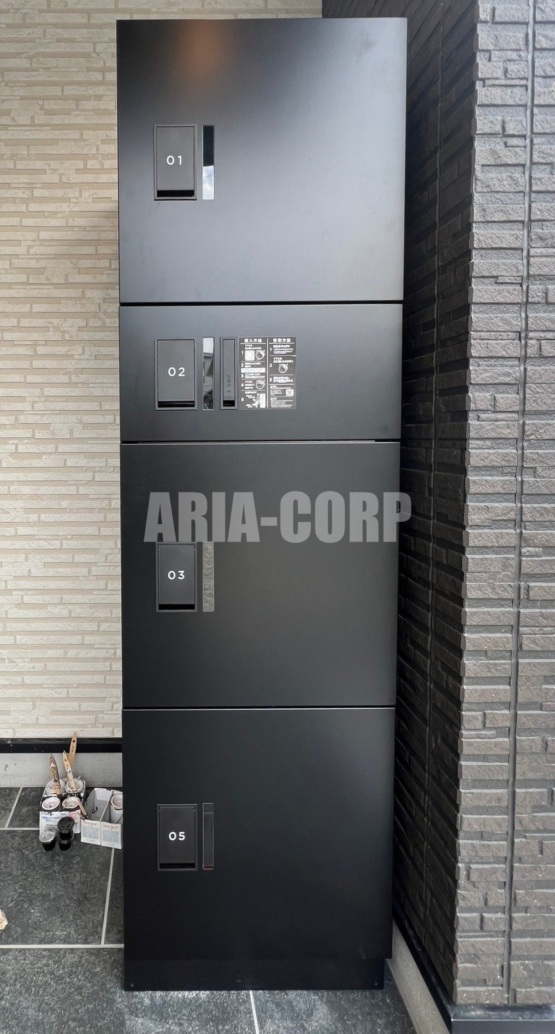 エントランス　（同仕様）不在時に役立つ宅配ボックス付き♪