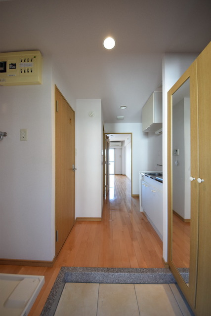 玄関　★玄関周りも窮屈になりません★