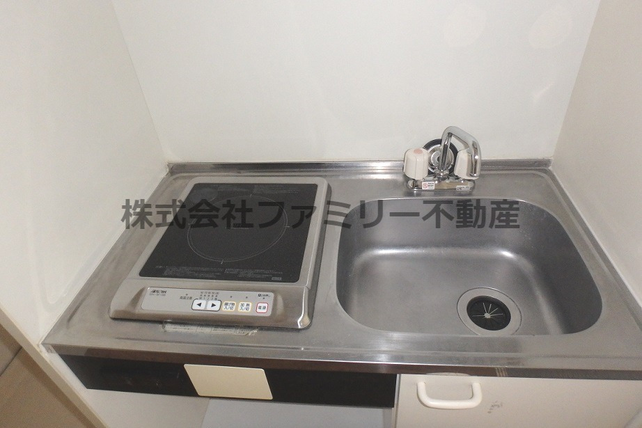 ＪＲ常磐線 十王駅 徒歩25分 2階建 築31年のキッチン写真