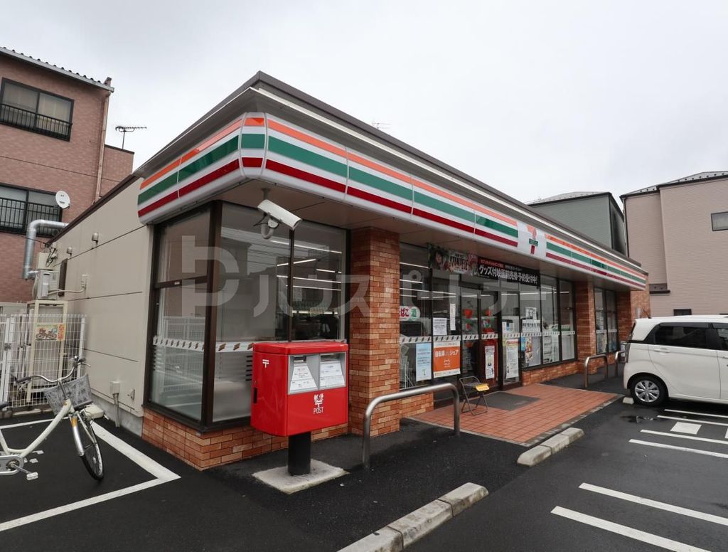 コンビニ　セブンイレブン足立東和5丁目店（コンビニ）まで70m