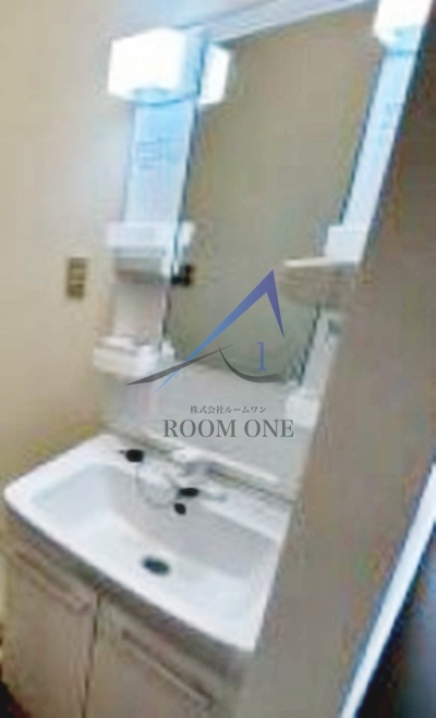 洗面設備　洗面台です。