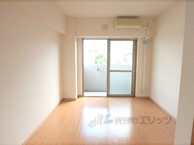 居室・リビング　エアコン