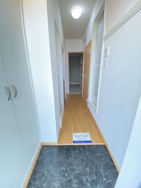 玄関　明るい玄関です