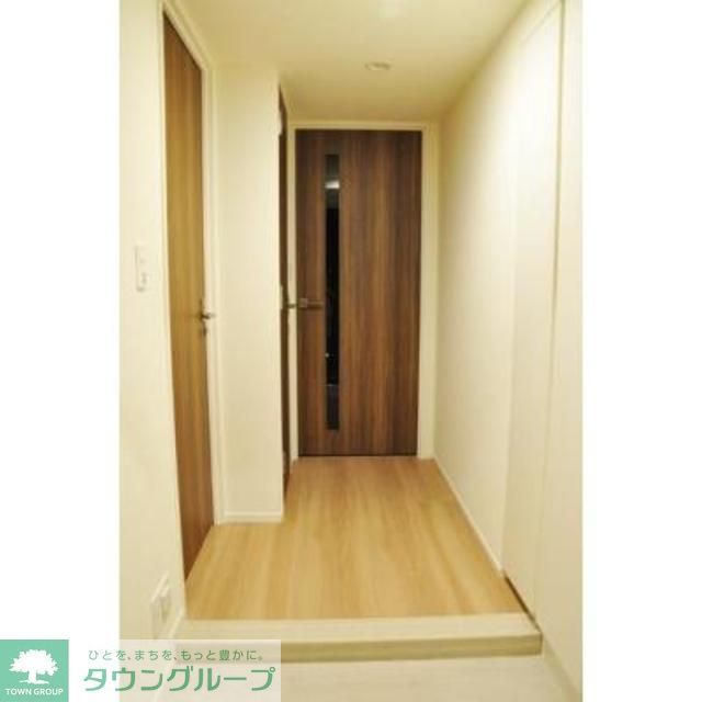 玄関　※写真は同タイプ住戸です。