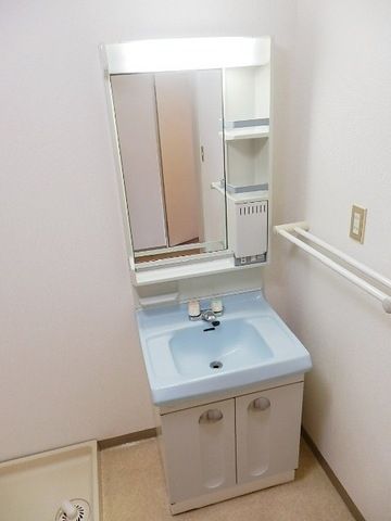 洗面設備　※同タイプ住戸　現況優先