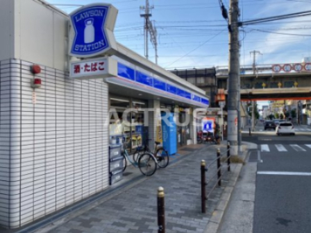 コンビニ　ローソン 美章園駅前店（コンビニ）まで587m