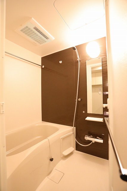 バス・シャワールーム　バス