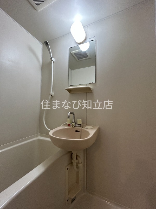 バス・シャワールーム　同型タイプ