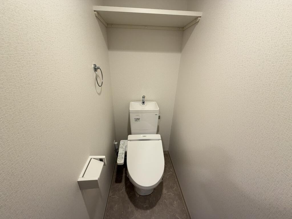 トイレ　※同建物同タイプ写真です。ご参考下さい！