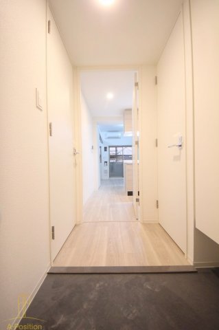 玄関　セレニテ中崎町リアン