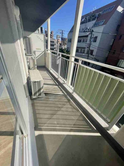 バルコニー