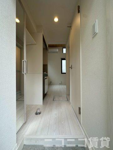 玄関　別号室イメージの為、現状を優先致します。