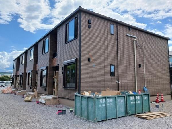 建物外観　建築中