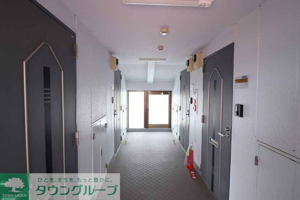 ロビー　お部屋探しはタウンハウジングへ♪