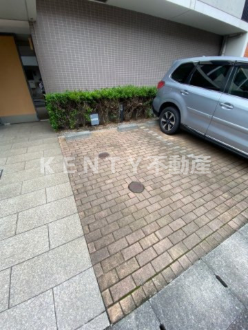 駐車場　車をお持ちの方に嬉しい駐車場付きの物件です