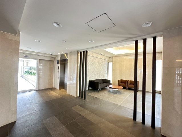 ロビー　詳細は、RISUMO江坂本店までお問合せください♪