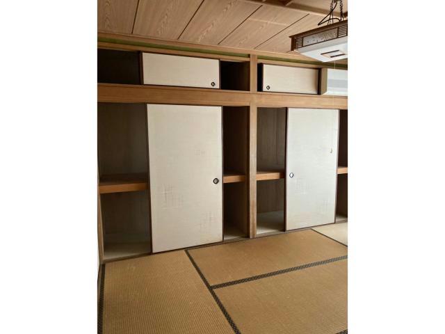 中山戸建の居間写真