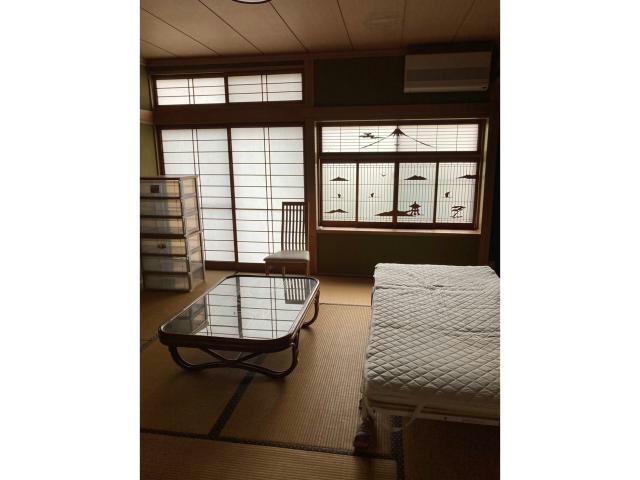 中山戸建の居間写真