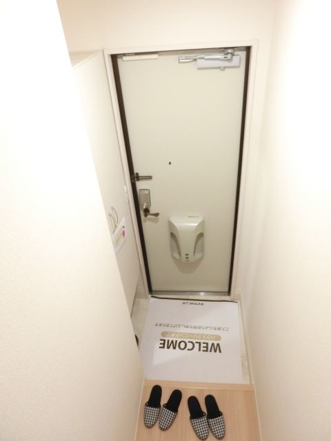 玄関　シューズBOX付になります。