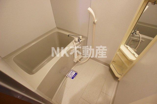 バス・シャワールーム　お風呂で日々の疲れを落としましょう