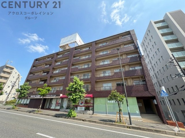 建物外観　敷地内駐車場あり！