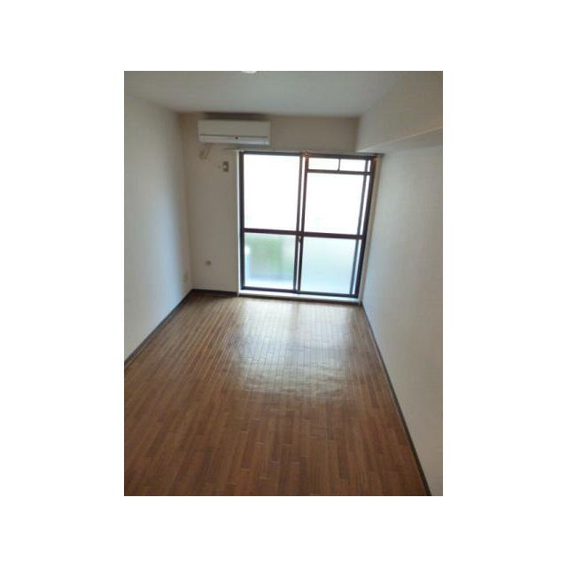 居室・リビング　※別部屋参考写真
