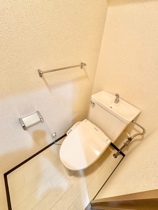 トイレ　温水洗浄便座　※別部屋参照