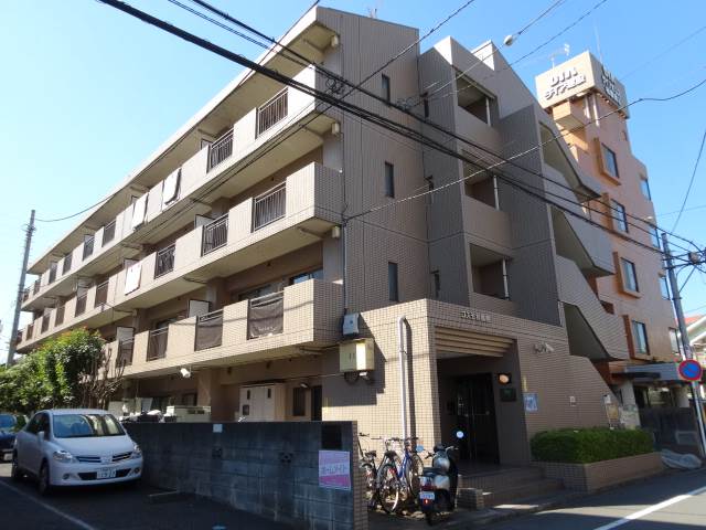 建物外観　外装修繕済みできれいです　静かな環境