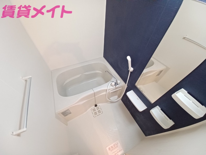 バス・シャワールーム　反転タイプ参考写真