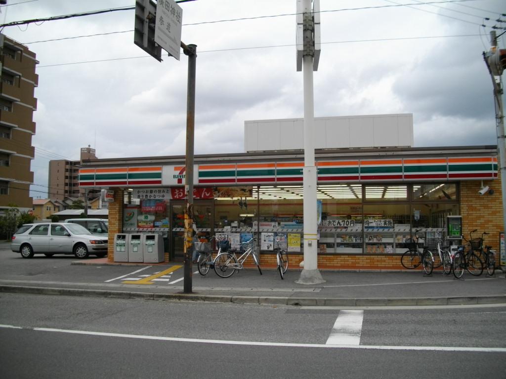 コンビニ　セブンイレブン西宮室川町店（コンビニ）まで185m