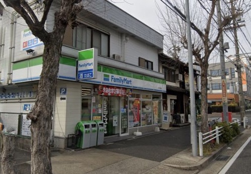 コンビニ　ファミリーマート 田代本通店（コンビニ）まで247m