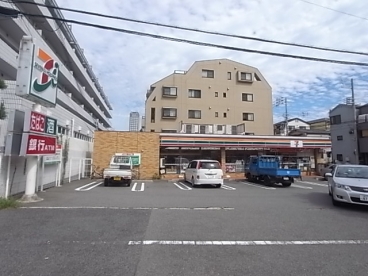 コンビニ　セブンイレブン 神戸記田町3丁目店（コンビニ）まで253m