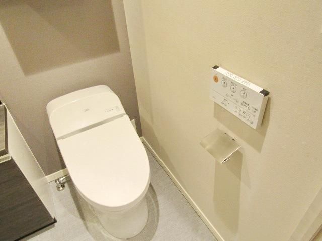 トイレ　★温水洗浄便座付きトイレ★