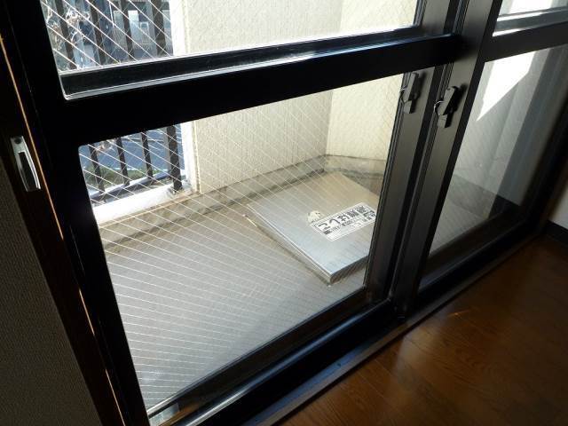 セキュリティ　防音＆断熱性能の高い二重サッシ