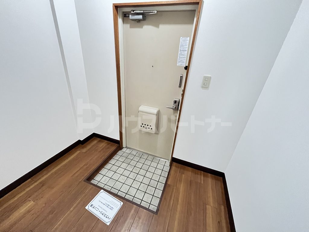 プラーズ松島の玄関写真