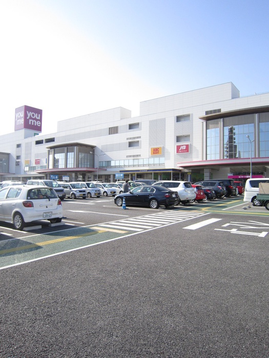 ショッピングセンター　ゆめタウン広島（ショッピングセンター）まで569m