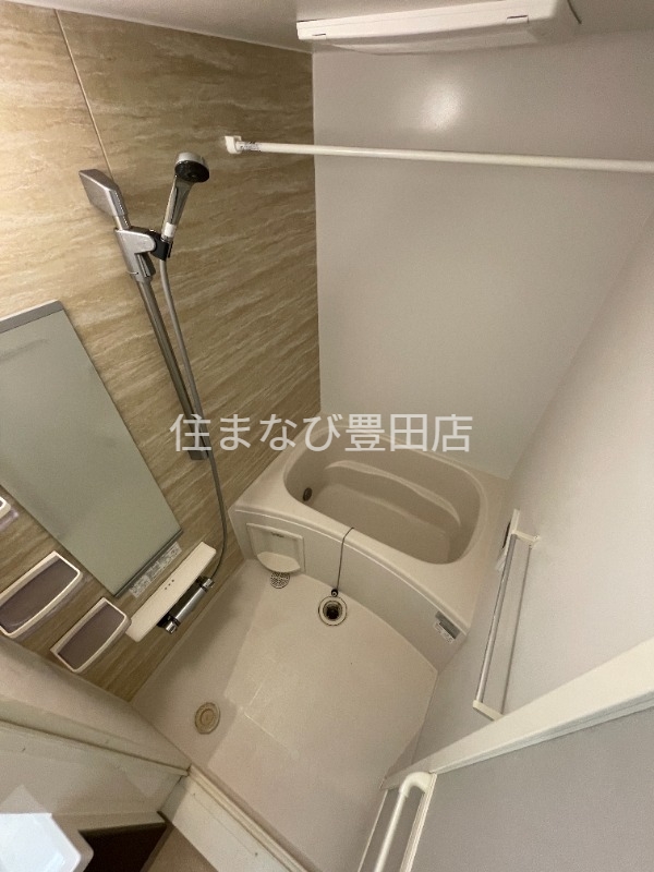 バス・シャワールーム　同型別部屋写真
