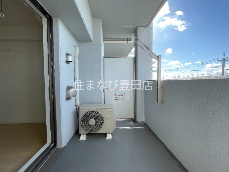バルコニー　同型別部屋写真