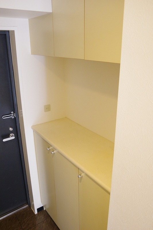 玄関　同建物の別部屋の写真