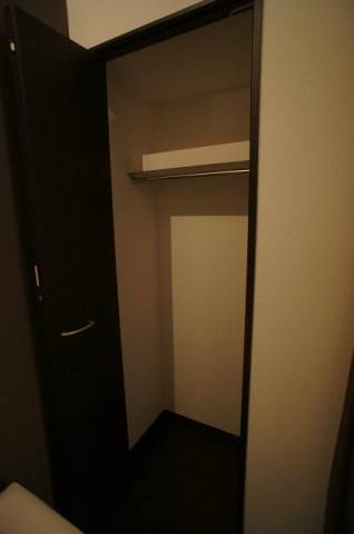収納　同型タイプ写真
