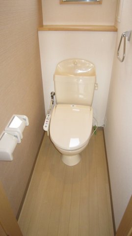トイレ　トイレもきれいです