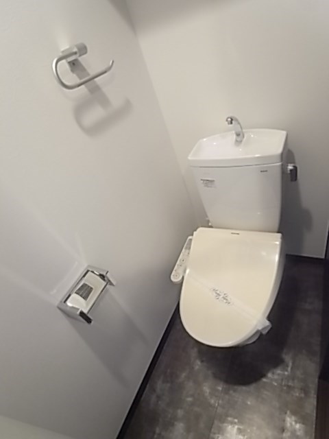トイレ　シンプルで使いやすいトイレです