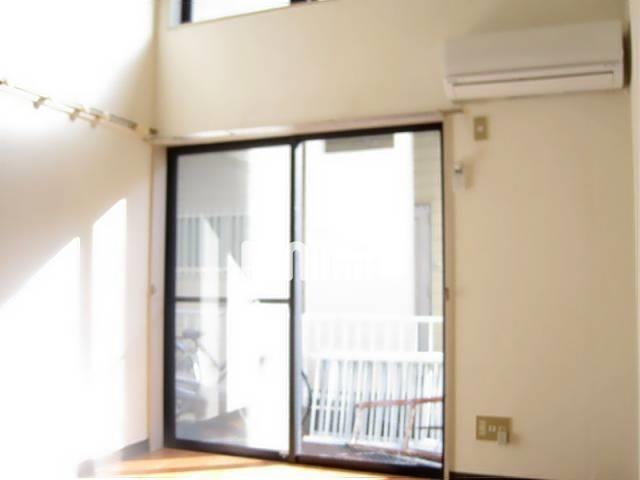 居室・リビング　フローリング６帖のお部屋。