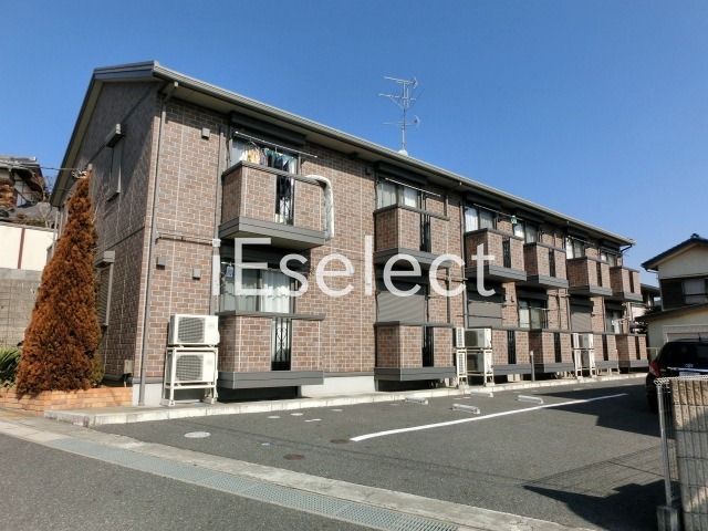 建物外観　日当たり良好です。