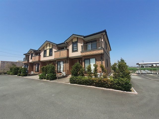 建物外観　綺麗な外観です☆