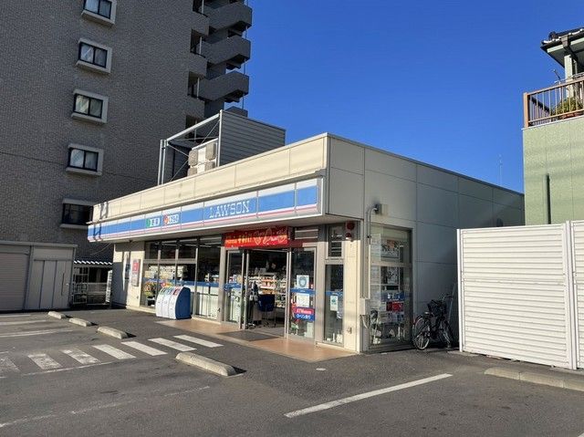 コンビニ　ローソン土浦富士崎店（コンビニ）まで900m