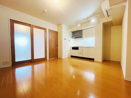 居室・リビング　※別部屋写真
